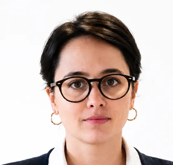 Dra. Iara Arcuri Lahoz