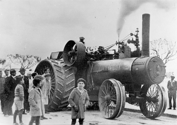 Llegan las máquinas trilladoras