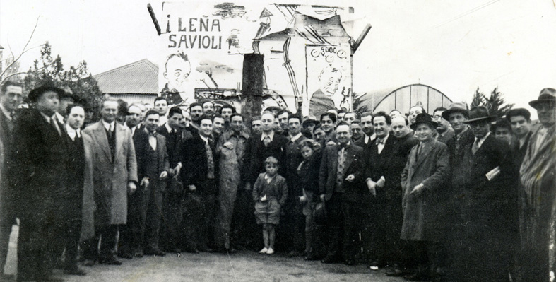 Festejos por la puesta en marcha de la Usina popular
